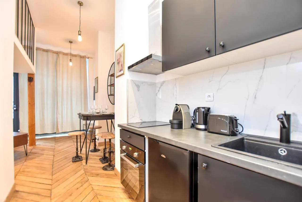 Cmg - Vignoles Apartment Paris France